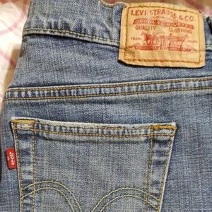 Women's Bootcut Levi's Jeans Size 6